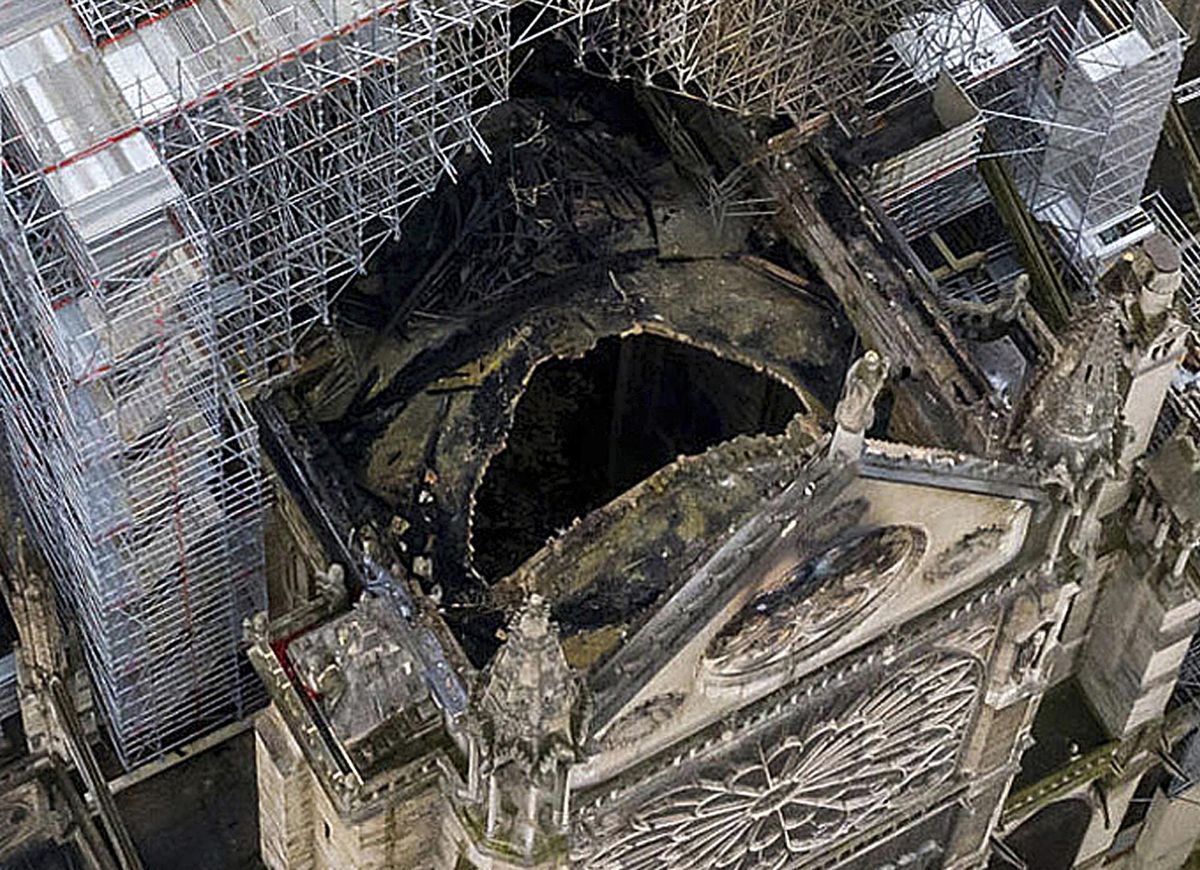 Aerial photos of fire damaged Notre Dame Cathedral - April 17, 2019 ...