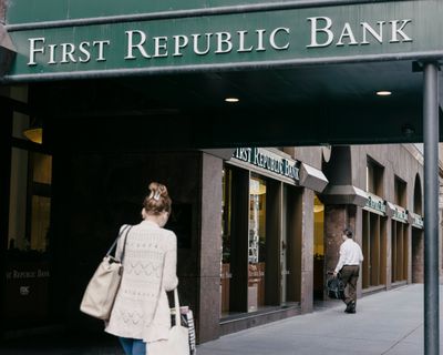 San Francisco-based First Republic Bank has failed to fully stabilize itself since it became engulfed by the crisis that led to the failure of Silicon Valley Bank and Signature Bank in March.  (New York Times)