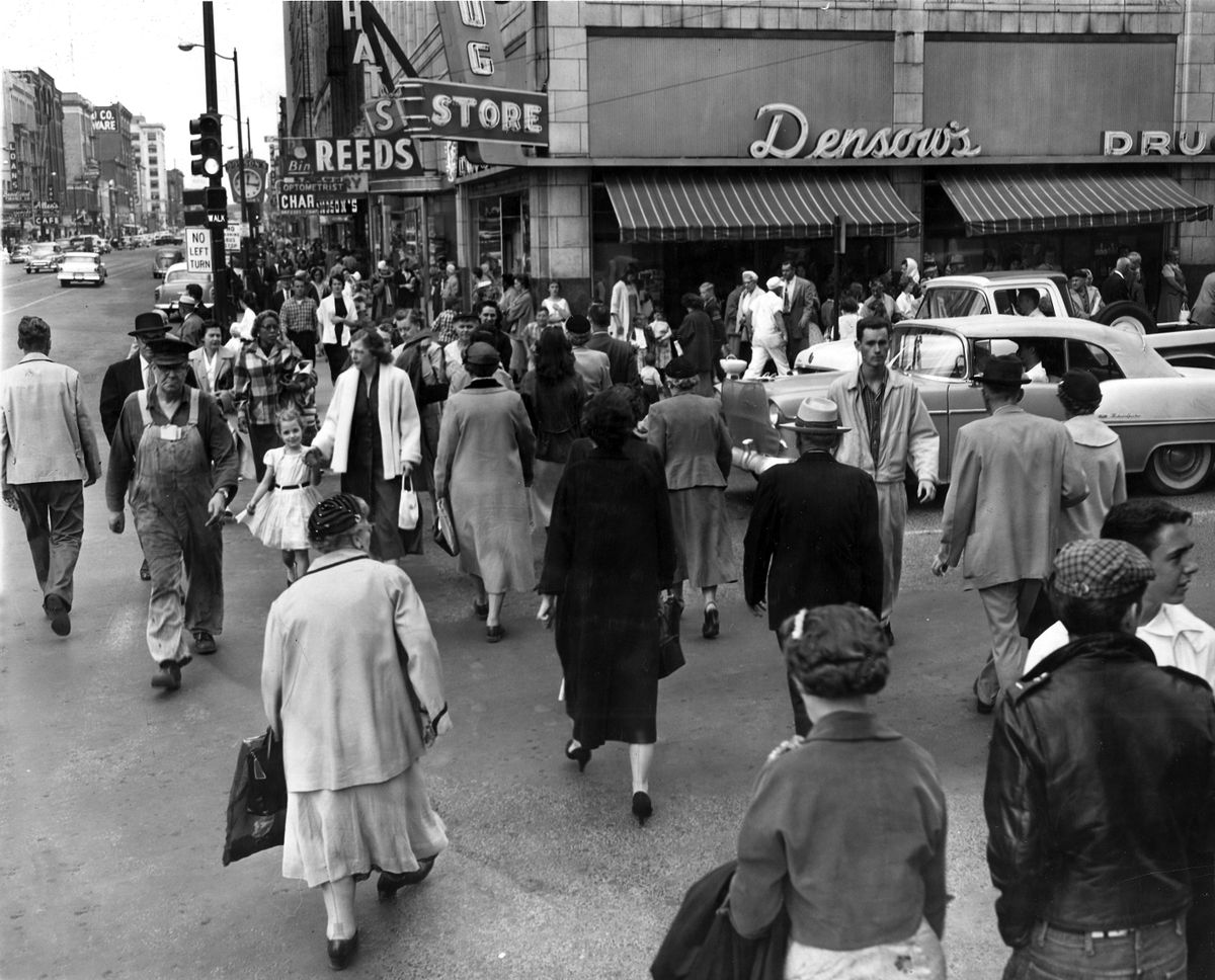 Dec. 13, 1963: Shoppers crowd Howard Street and Riverside Avenue, where Densow’s Drug Store had announced it was closing after 55 years.