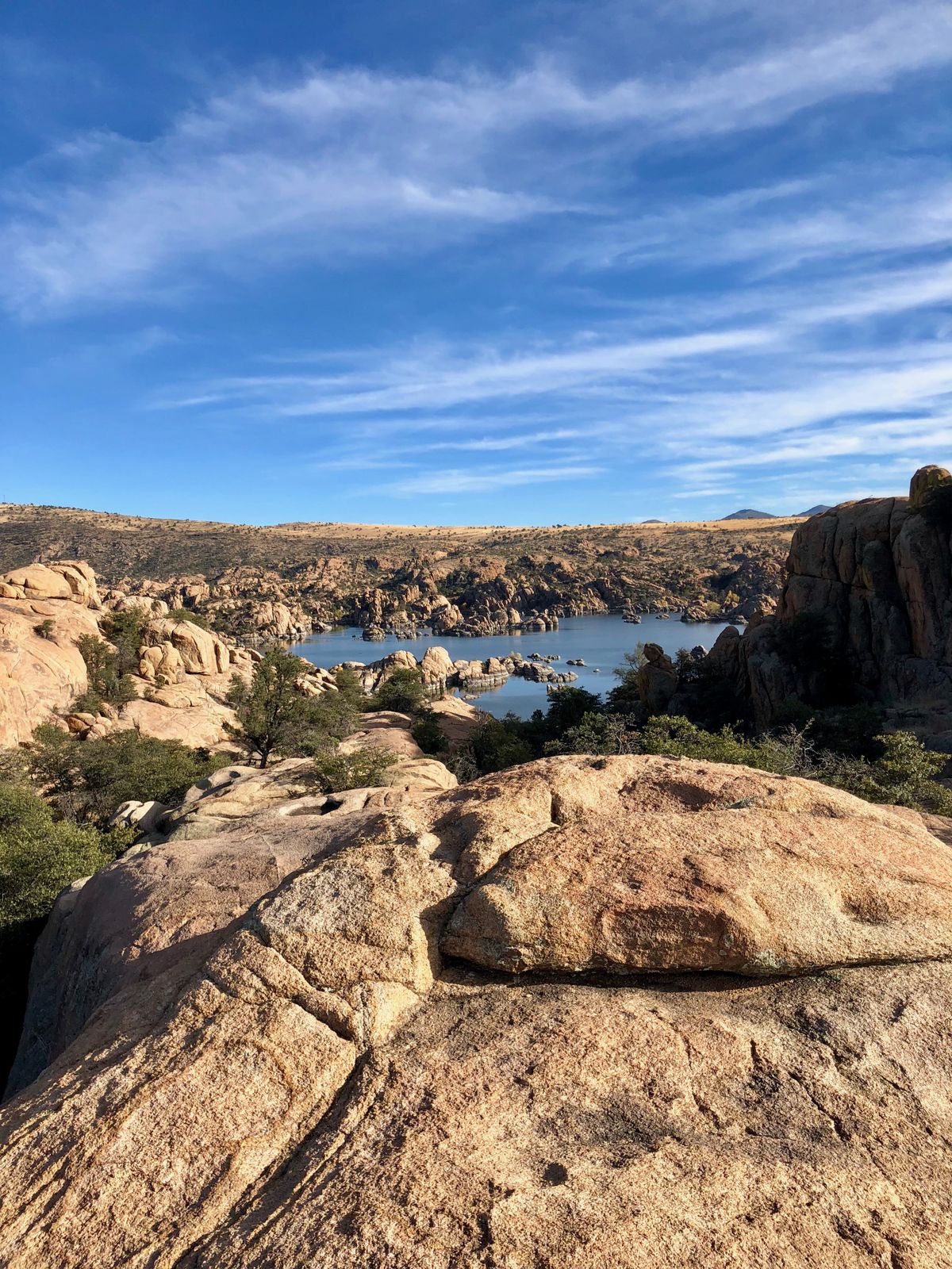 The granite dells near Point of Rocks RV Campground in Prescott, Arizona, offer exceptional opportunities for exploring. (Leslie Kelly)