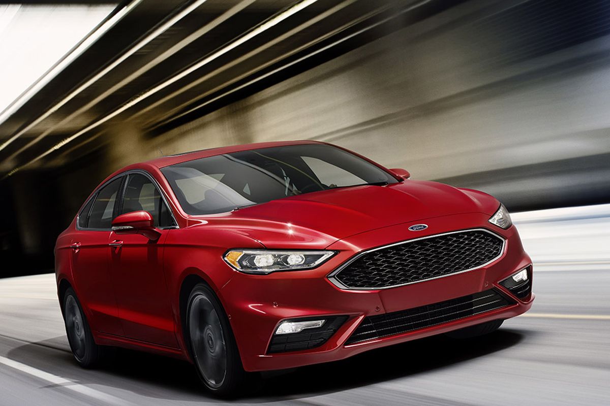 Based on the midsize Fusion sedan, the Fusion Energi shares that car’s handsome styling and well-designed cockpit; its family sedan ride-and-handling package; and its cutting-edge cabin tech and abundant safety and driver-assist features.  (Ford)