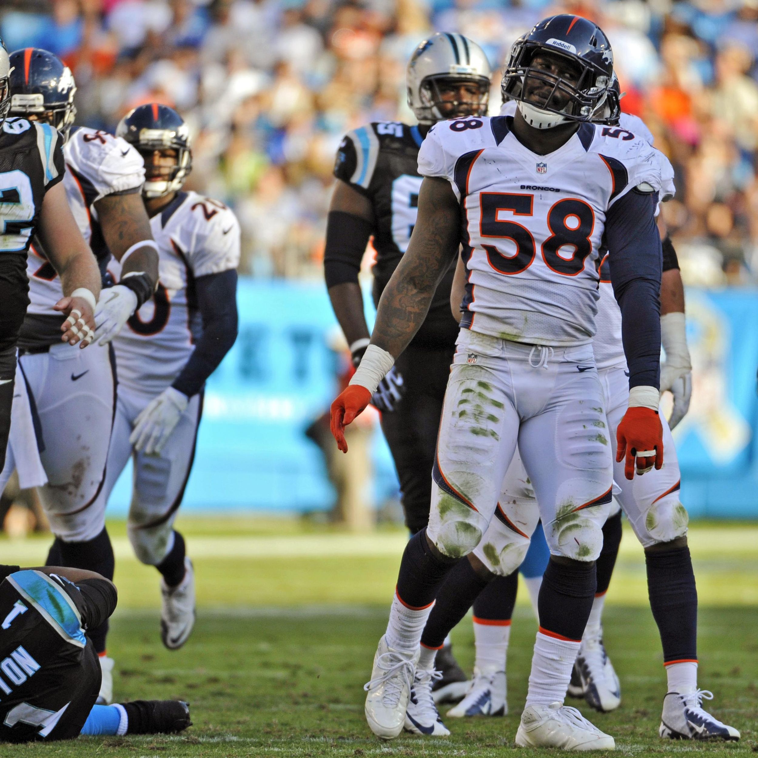 NFL Photo Minefield: Defensive Players Quiz