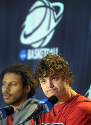 Gonzaga players Matt Bouldin, front, and Steven Gray, rear, answer questions from the media in Buffalo, N.Y., before the Zags' practice Thursday, March 18, 2010. (Christopher Anderson / The Spokesman-Review)