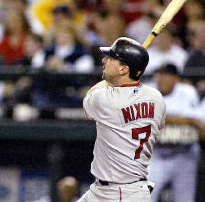 2003 Topps #15 Trot Nixon VG Boston Red Sox - Under the Radar Sports