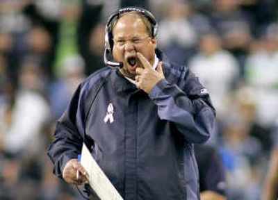
Seahawks coach Mike Holmgren keeps his plays close to the vest. Associated Press
 (Associated Press / The Spokesman-Review)