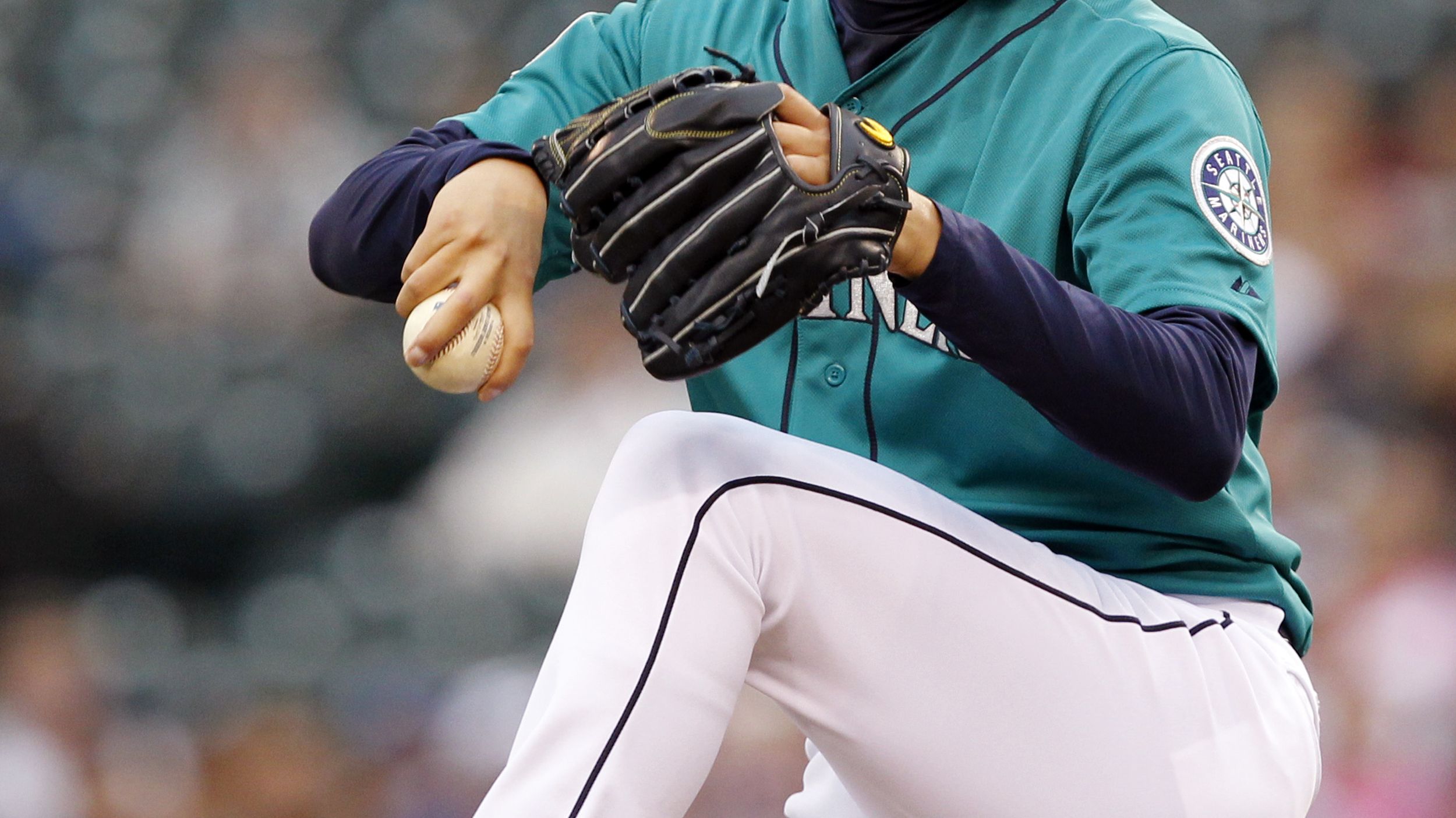 Seattle's Iwakuma twirls no-hitter against Orioles