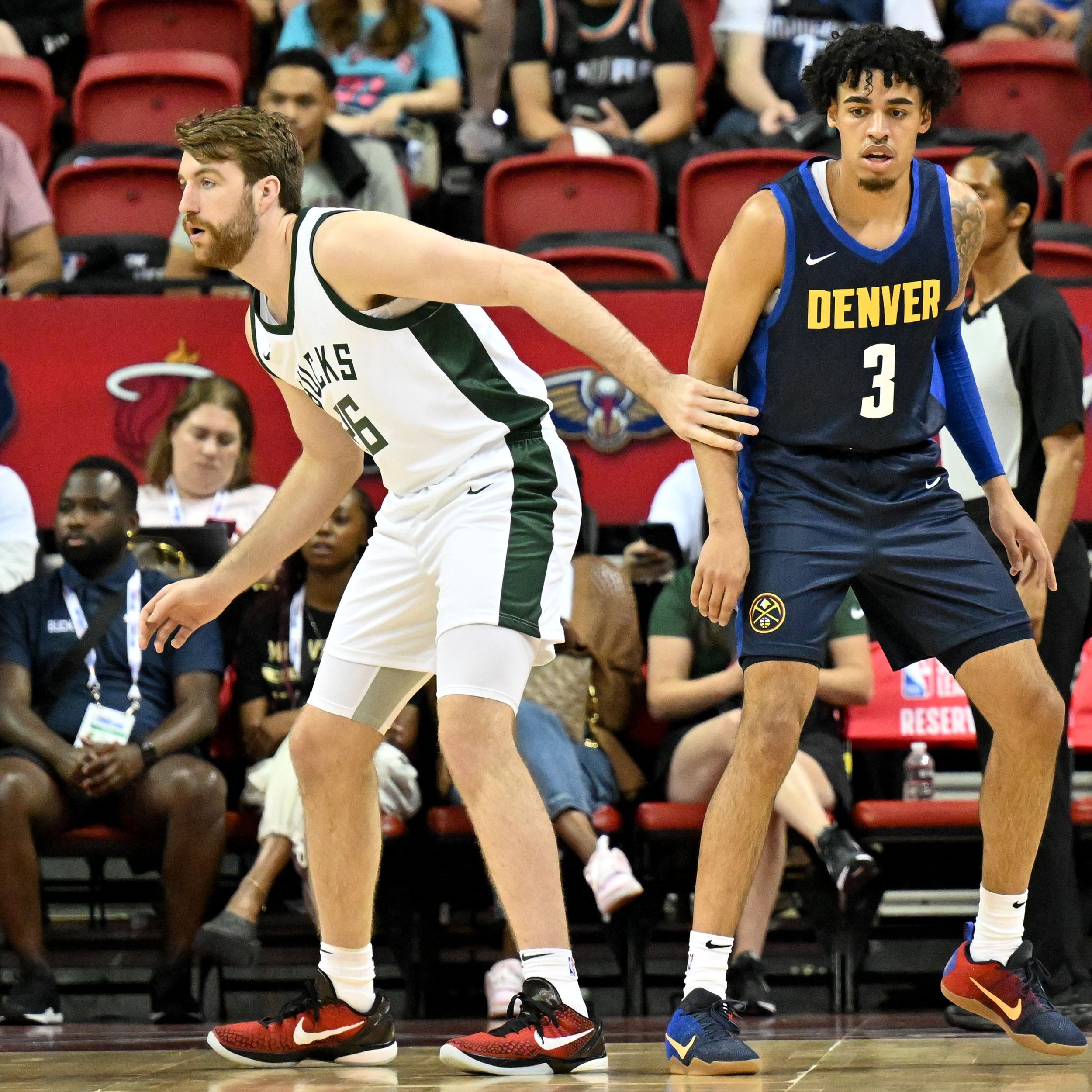 Former Gonzaga teammates Julian Strawther Drew Timme pull out