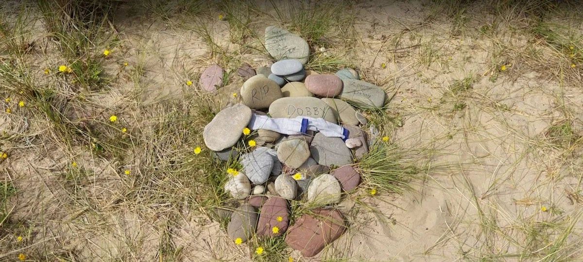 A memorial to Dobby the house-elf at Freshwater West beach in Wales.  (Google Maps)