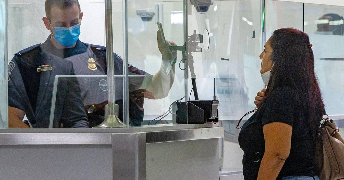U.S. to photograph all noncitizens entering, exiting country