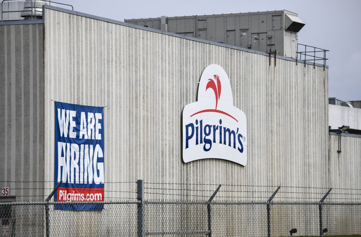 Pilgrim's Pride reaches plea deal on chicken pricefixing The