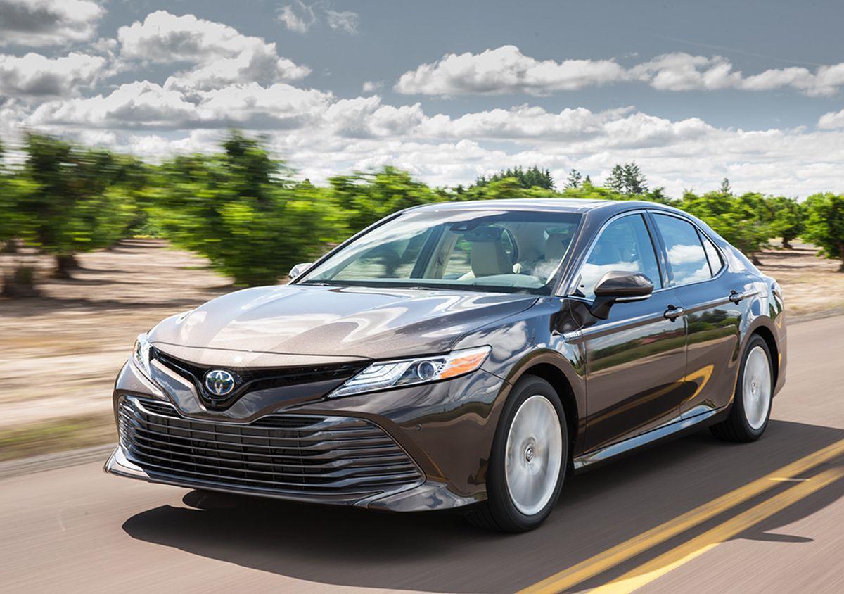 With Camry Hybrid, Toyota doubles down in shrinking sedan segment | The ...