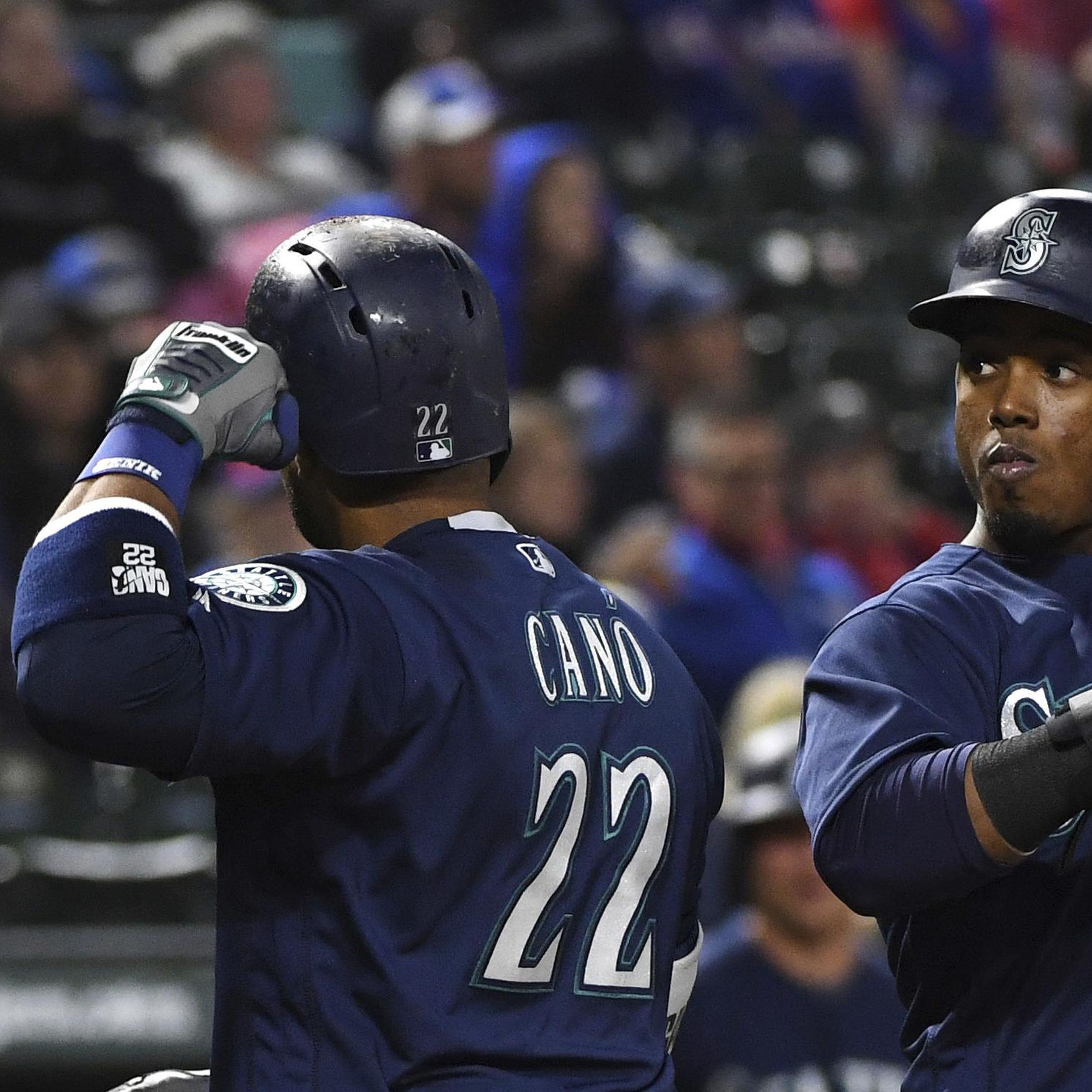 Robinson Cano, Nelson Cruz still driving retooled Mariners