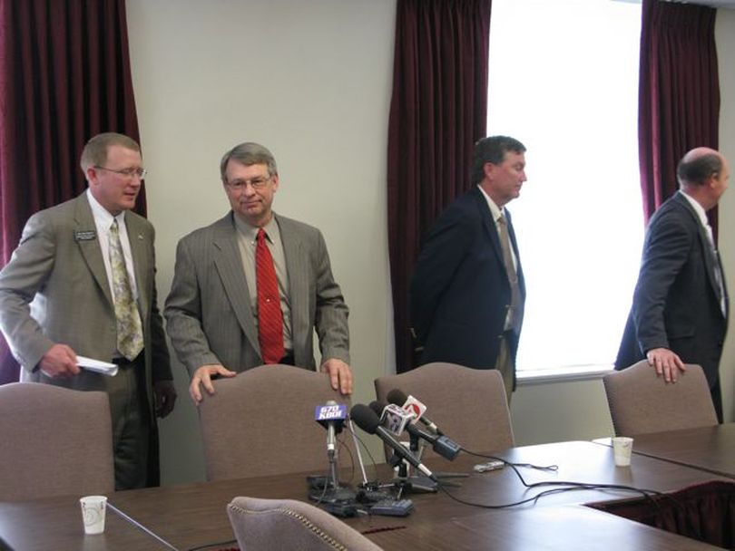 House Majority Caucus Chairman Ken Roberts, R-Donnelly, left, and Speaker Lawerence Denney, R-Midvale, wrap up a press conference on their impasse with the governor over transportation. (Betsy Russell / The Spokesman-Review)