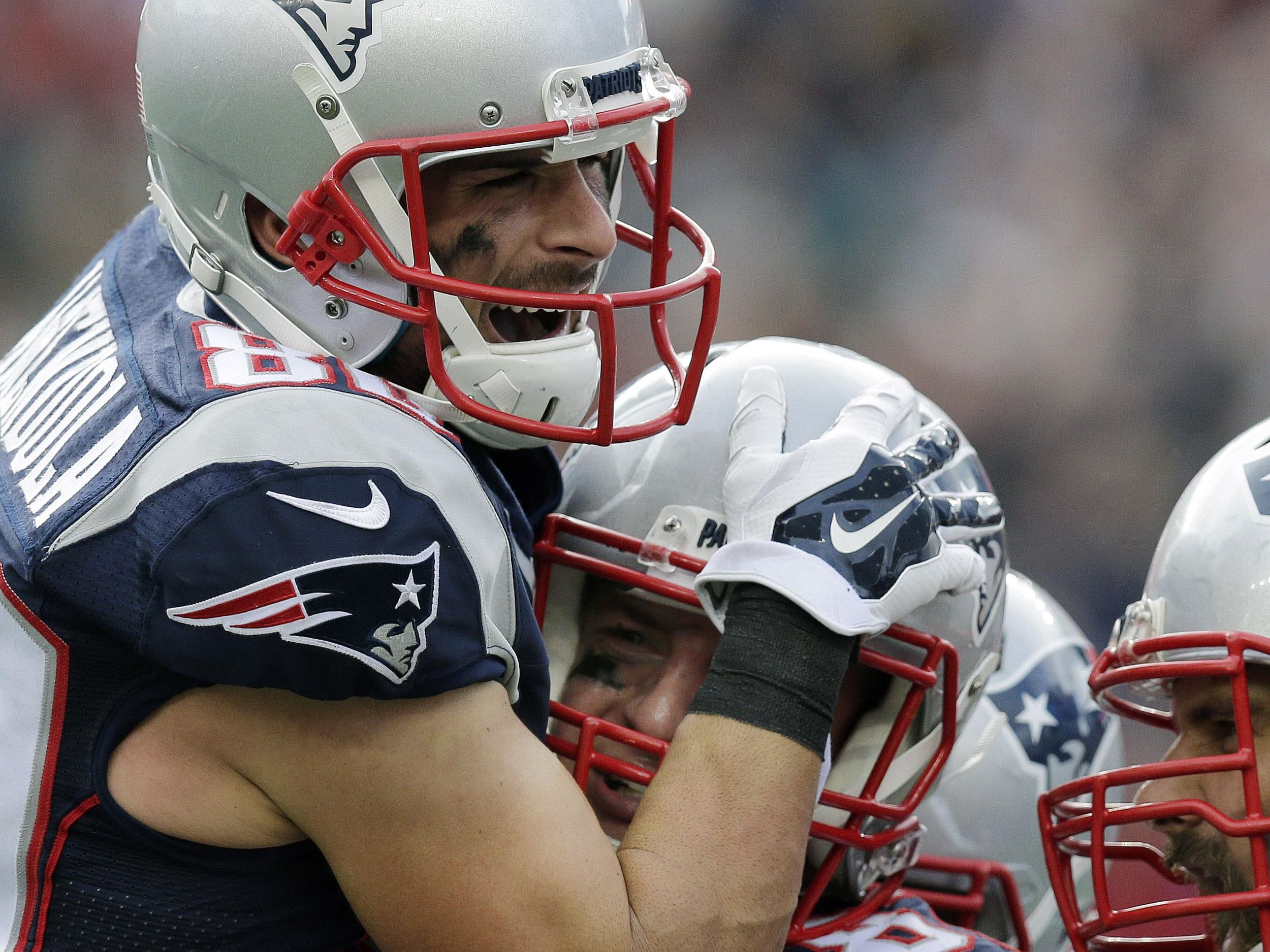 Tom Brady carries Patriots to a 30-23 win over No. 1 Jets defense 