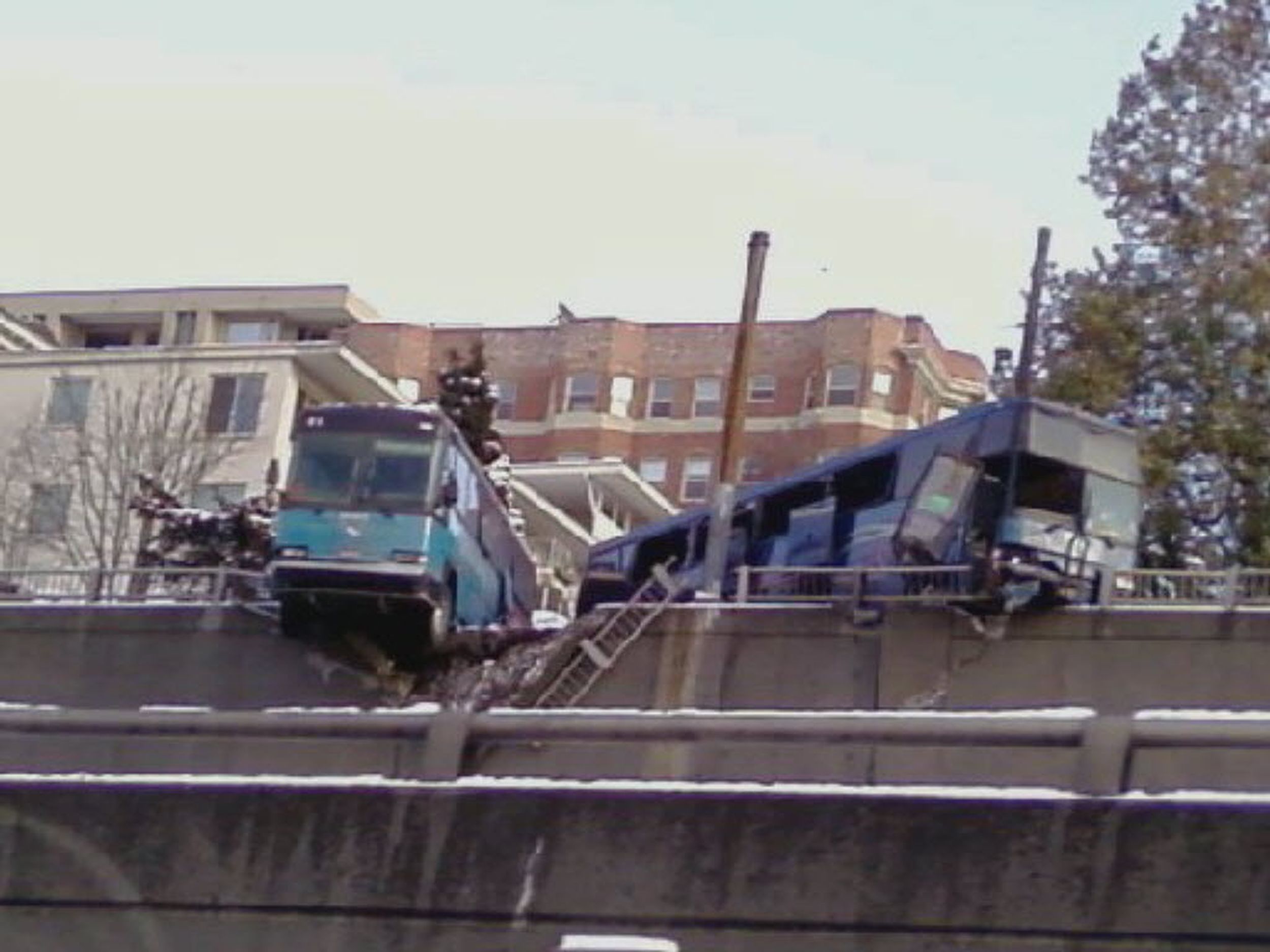 Seattle I5 Accident Today - 1u9edm6