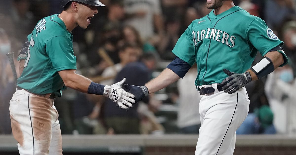 mariners-inch-closer-in-wild-card-chase-top-d-backs-5-4-the