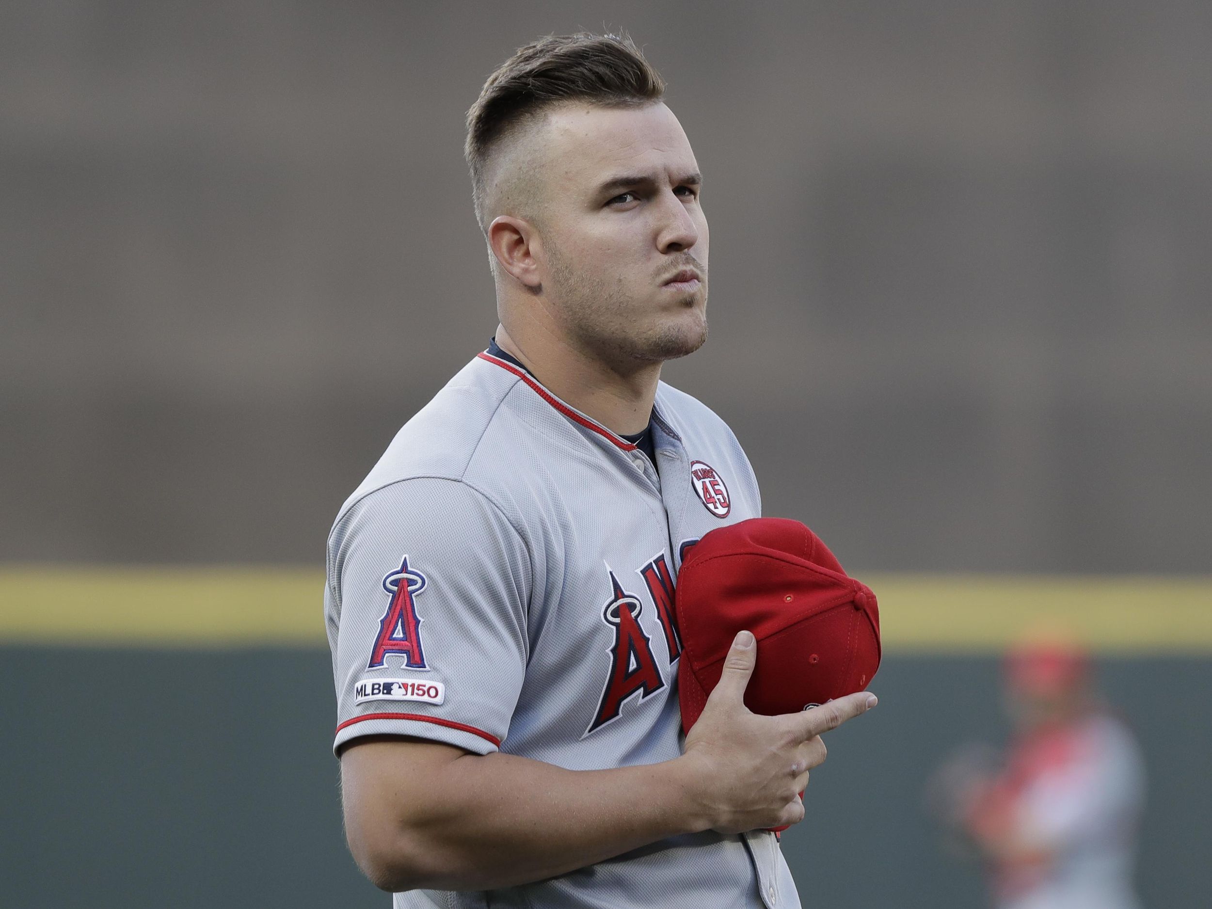 Mike Trout talks about car crash before Angels fall to Mariners