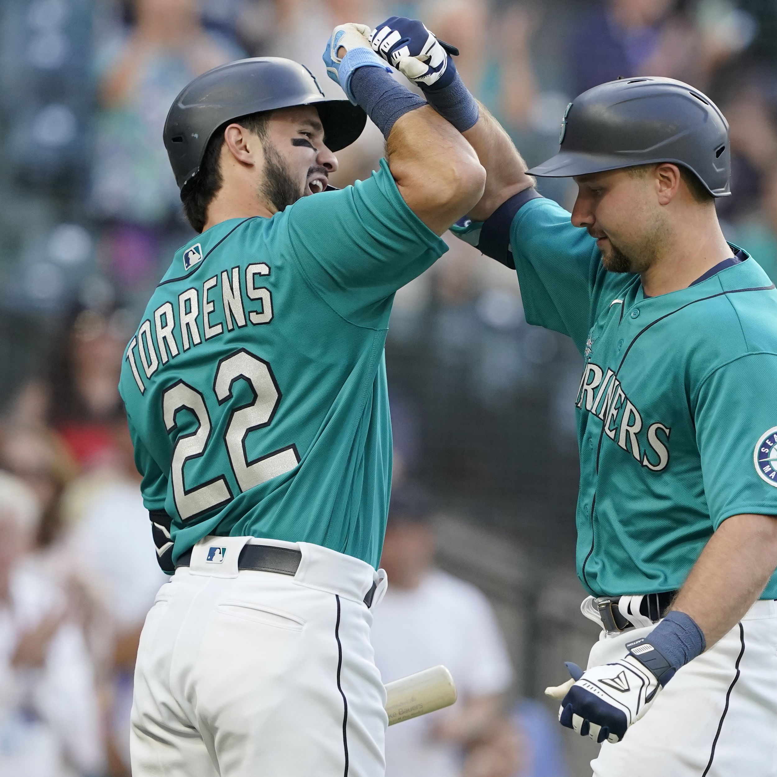 Torrens' 2-run single helps Seattle sweep stumbling A's