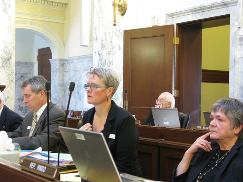 Sen. Nicole LeFavour, D-Boise, center, argues that Idaho's not doing enough to reward public school teachers in the state budget. (Betsy Russell)