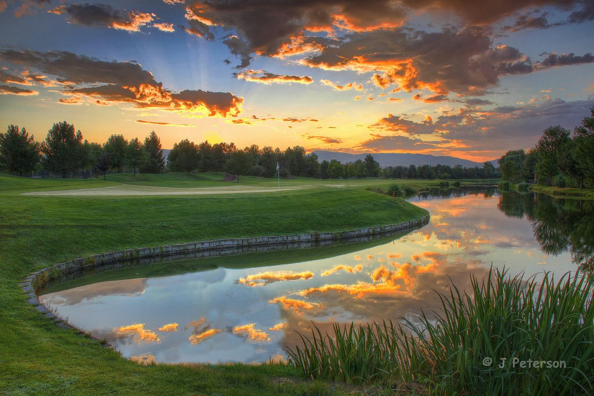 Hole No. 9 at BanBury Golf Course in Eagle, Idaho, is a par 4 that plays 390 yards from the black tees and has an undulating green.