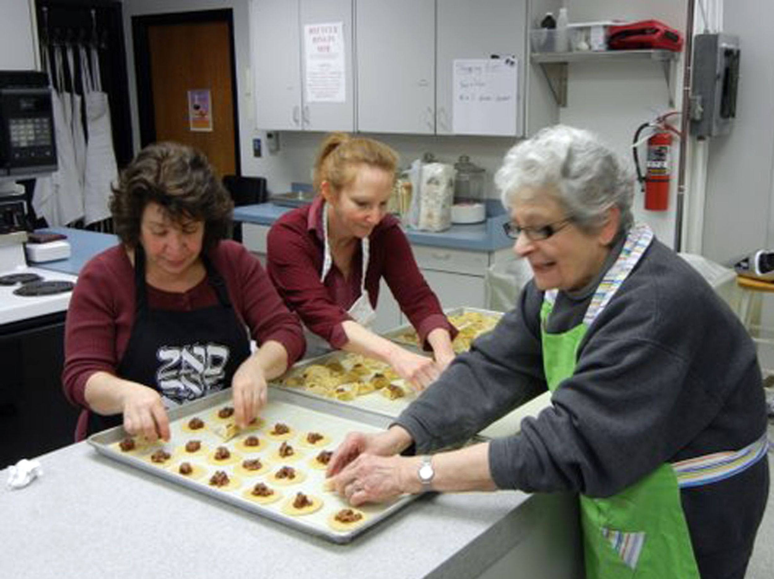 Apricot kuchen is icing on the cake at Kosher Dinner | The ...