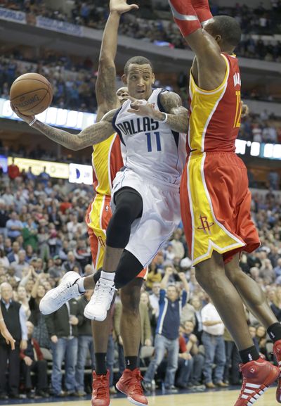 Dallas’ Monta Ellis had 37 points and eight boards in win over the Rockets. (Associated Press)