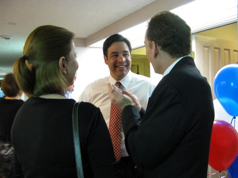 Idaho GOP congressional candidate Raul Labrador visits with supporters on election night (Betsy Russell)