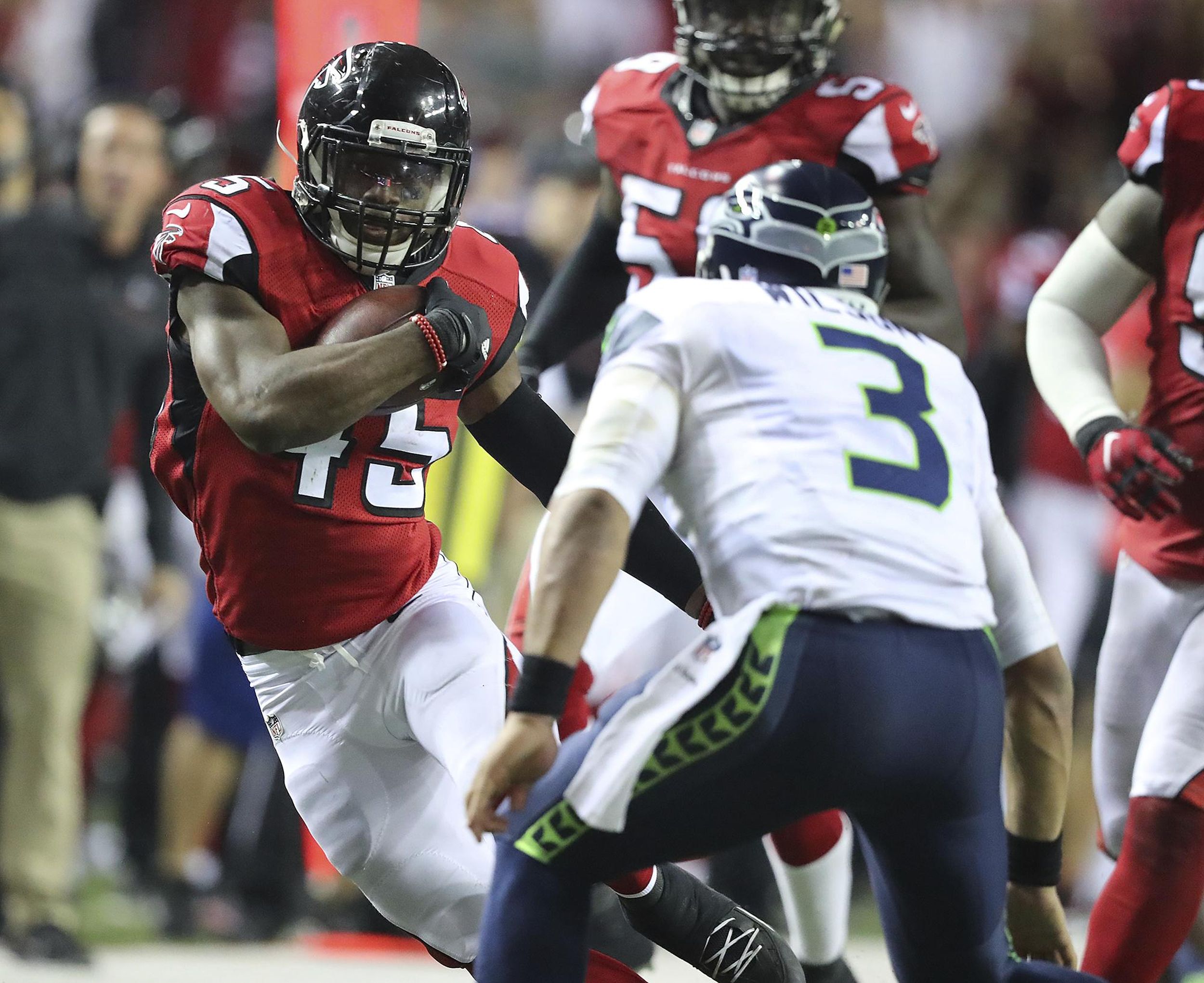 Seahawks get past Falcons, take division - Deseret News