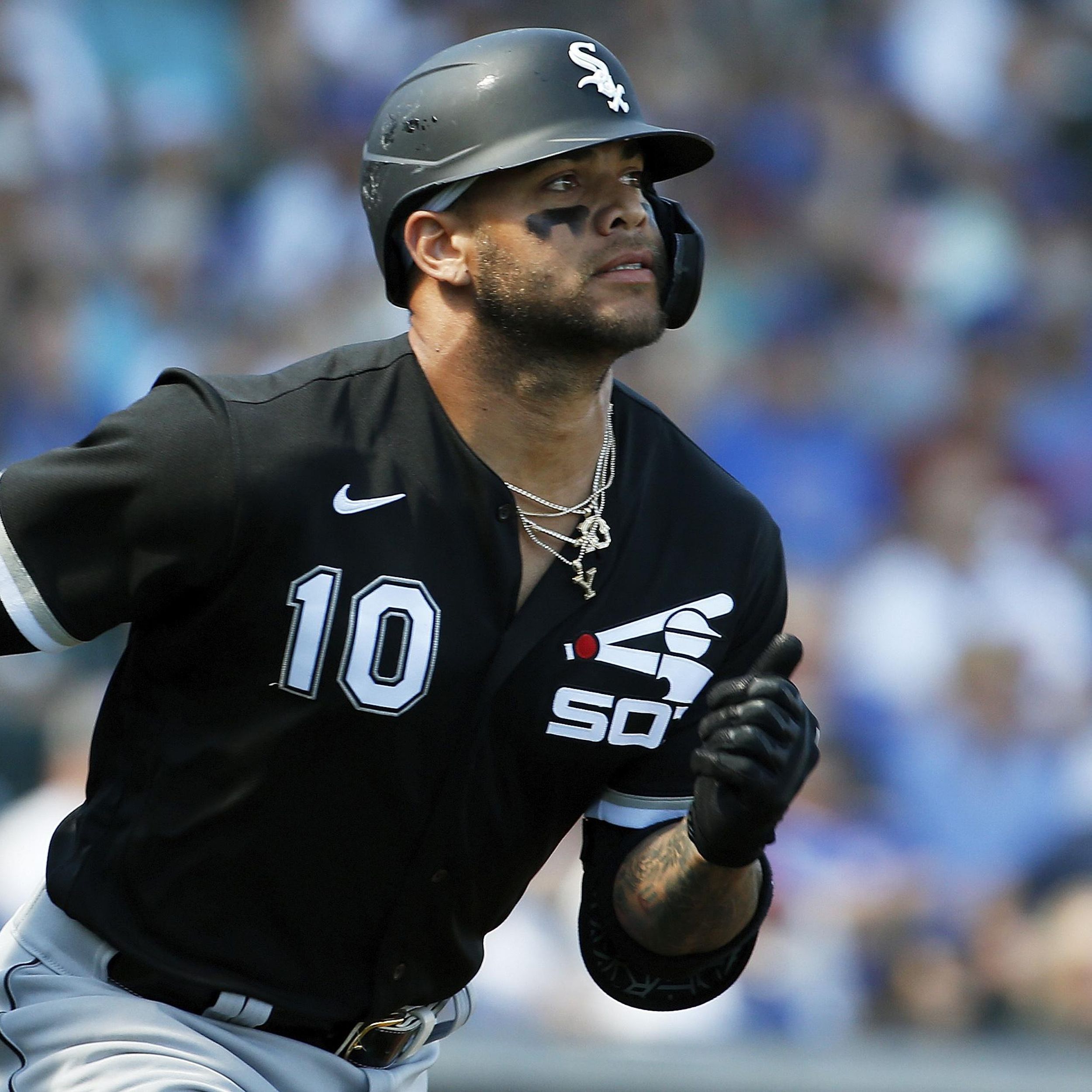 White Sox announce $70M, 5-year deal with Yoan Moncada