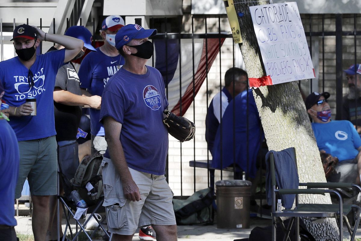We Love Baseball': Wrigley Ballhawks Stay on During Pandemic, Chicago News