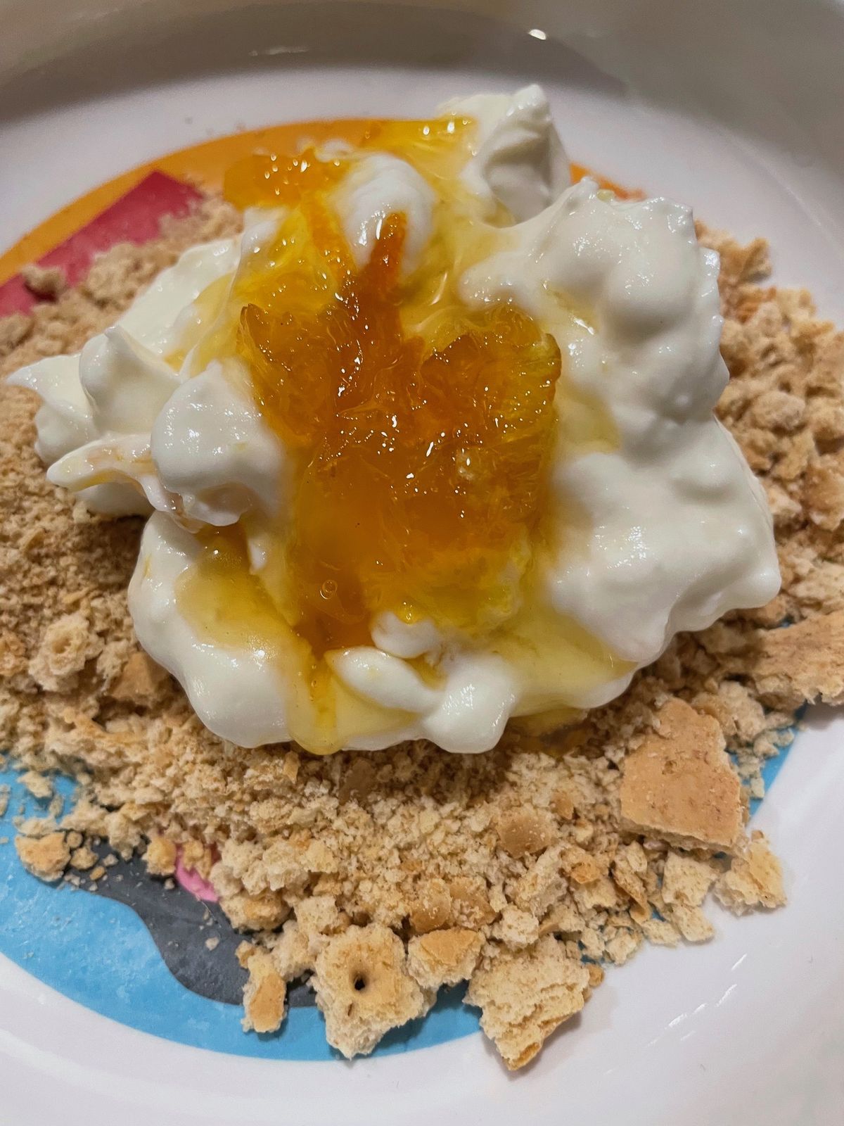 Inspired by “The Golden Girls,” this cheesecake hack is made with yogurt, goat cheese, orange marmalade and graham crackers. (Leslie Kelly)