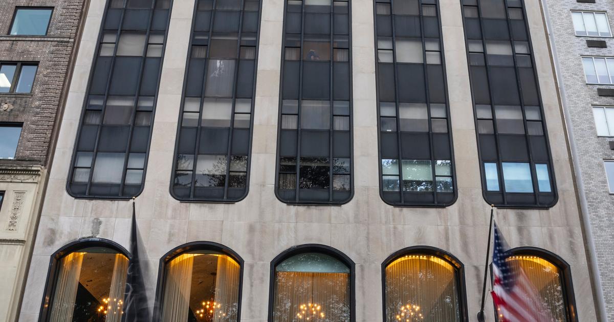 Uber can already bring you dinner. Now, it wants to book your hotel room