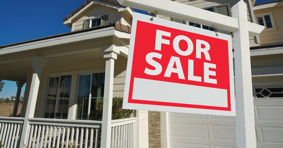 US home prices seen rebounding after an expected 1 trillion plunge this year US home prices seen rebounding after an expected 1 trillion plunge this year