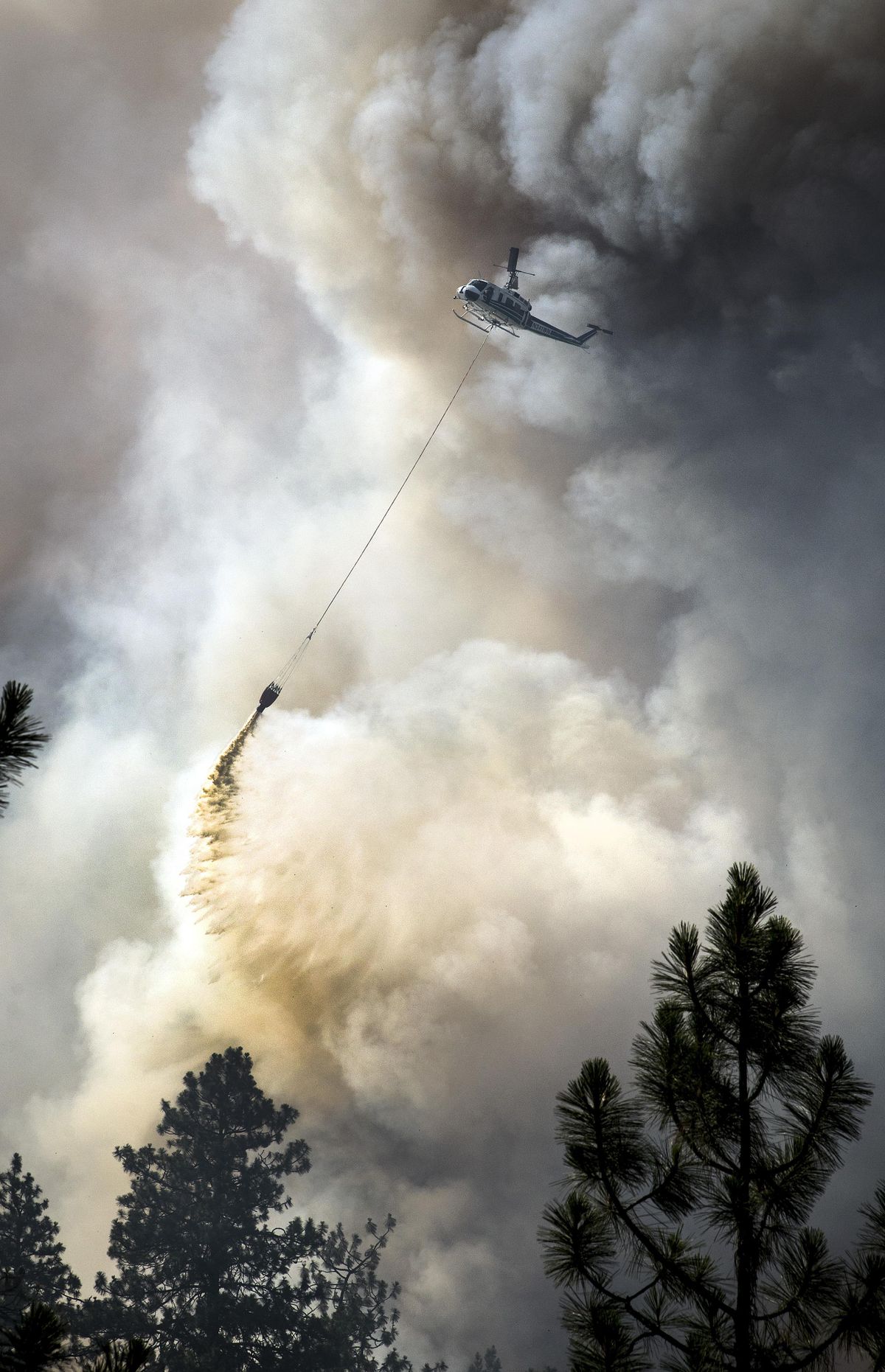 Washington spent $164 million fighting 1,500 wildfires that burned 1,005,423 acres in 2015. (Colin Mulvany / The Spokesman-Review)