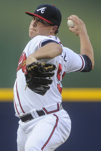 Atlanta’s Kris Medlen pitched seven strong innings and struck out nine in 3-1 victory over the New York Mets. (Associated Press)