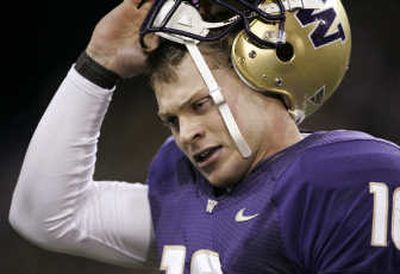 
Washington quarterback Jake Locker showed a knack for the big play in the loss to Oregon. Associated Press
 (Associated Press / The Spokesman-Review)