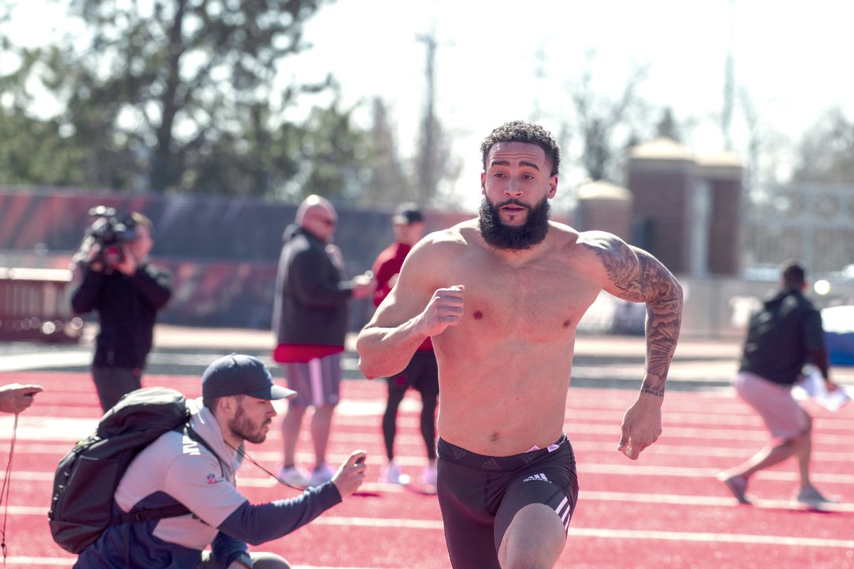 Eastern Washington's record-breaking QB Eric Barriere still has doubters to  silence as he makes one final run for a national championship, Sports, Spokane, The Pacific Northwest Inlander