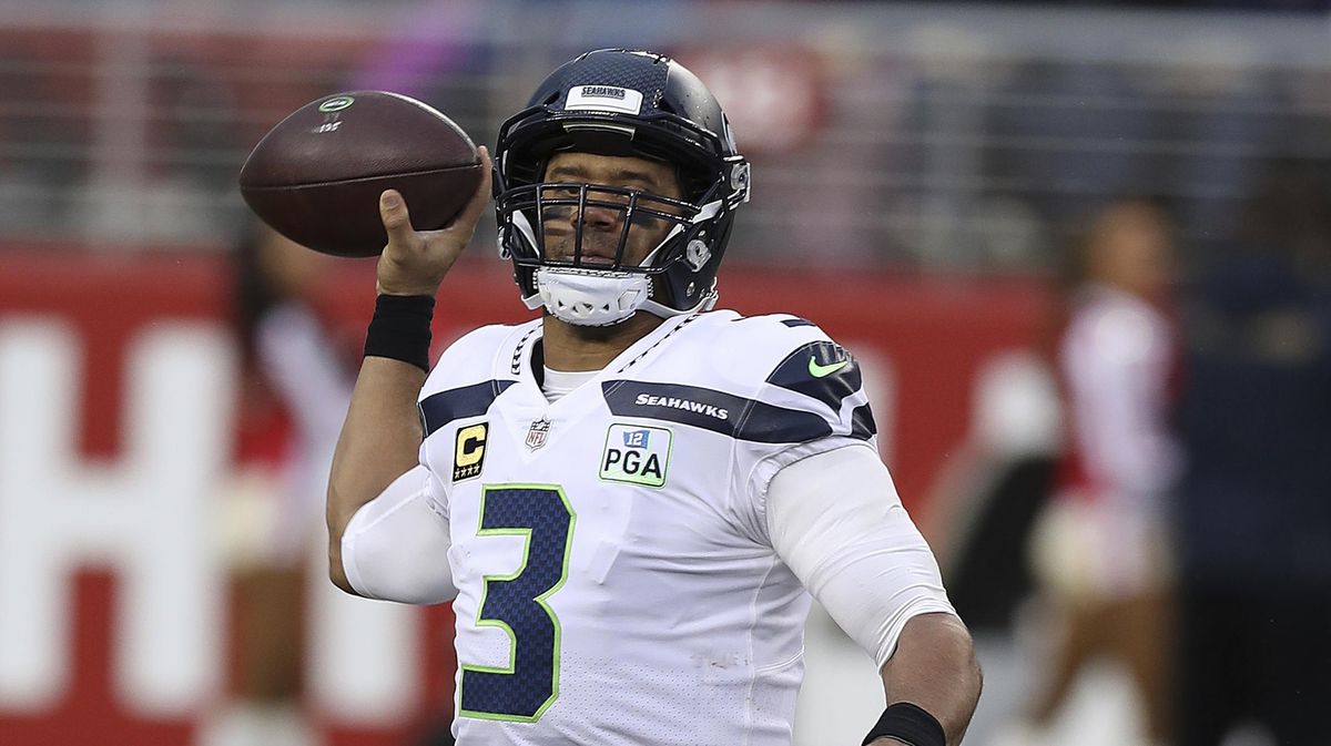 Quarterback Russell Wilson gives Seahawks April 15 deadline to complete