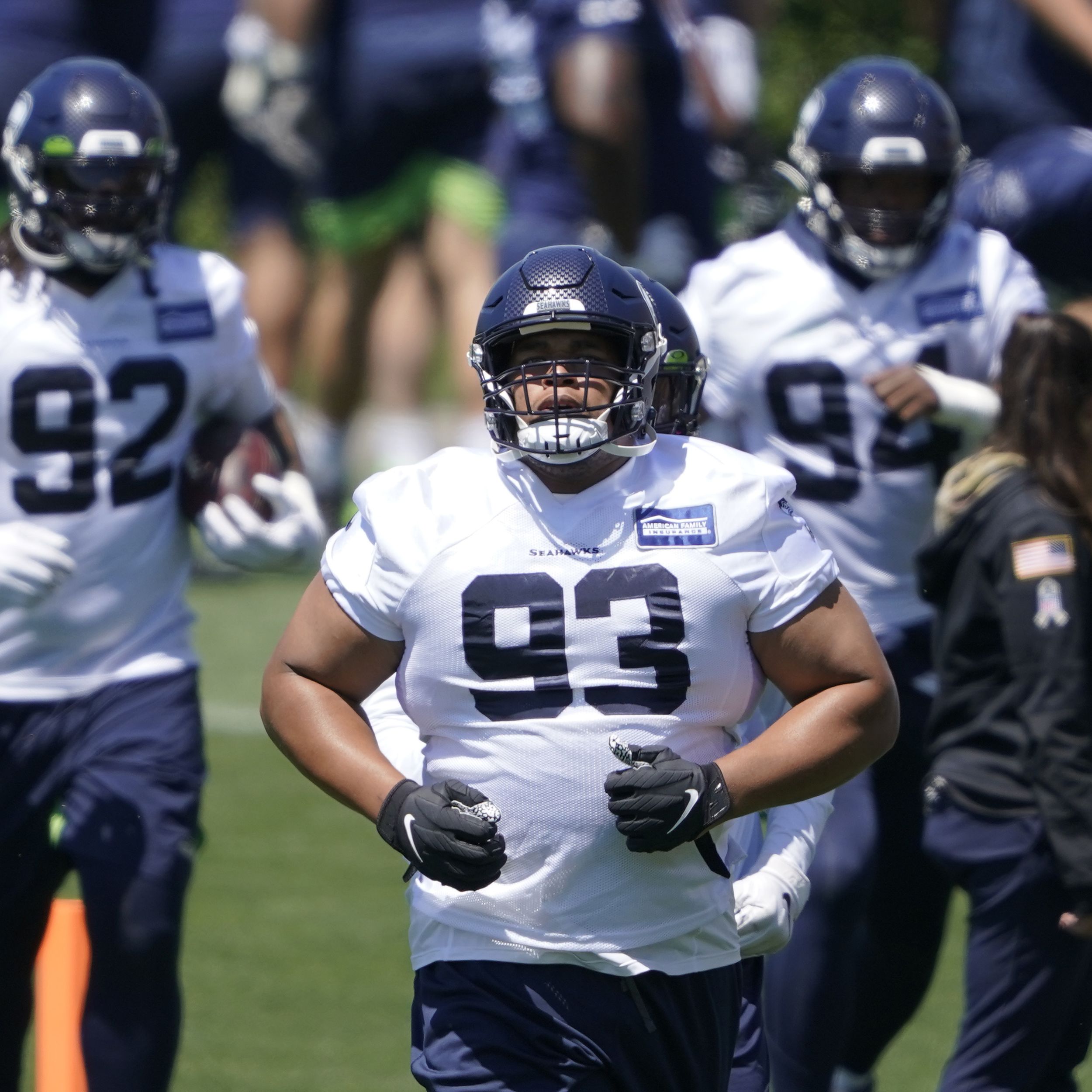 Seahawks' Al Woods returns after 2020 opt out