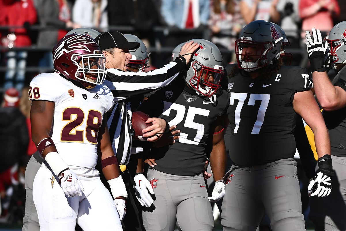 Washington State bowl eligible after thumping Arizona 44-18 - The San Diego  Union-Tribune