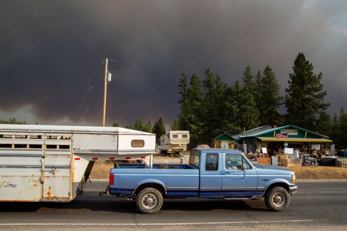 Ford Corkscrew Fire Burns Thousands Of Acres In Stevens County - Aug ...