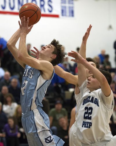 Central Valley’s Michael Hannan, left, scored 60 points in three victories last week. (Colin Mulvany)