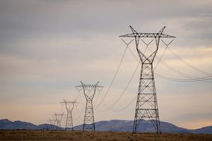 The West’s power grid could be stitched together — if red and blue states buy in - Fri, 24 Oct 2025 PST