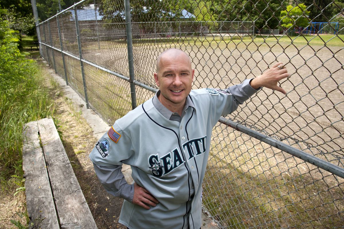 Iraq war veteran Phil Kiver is a finalist for Major League Baseball