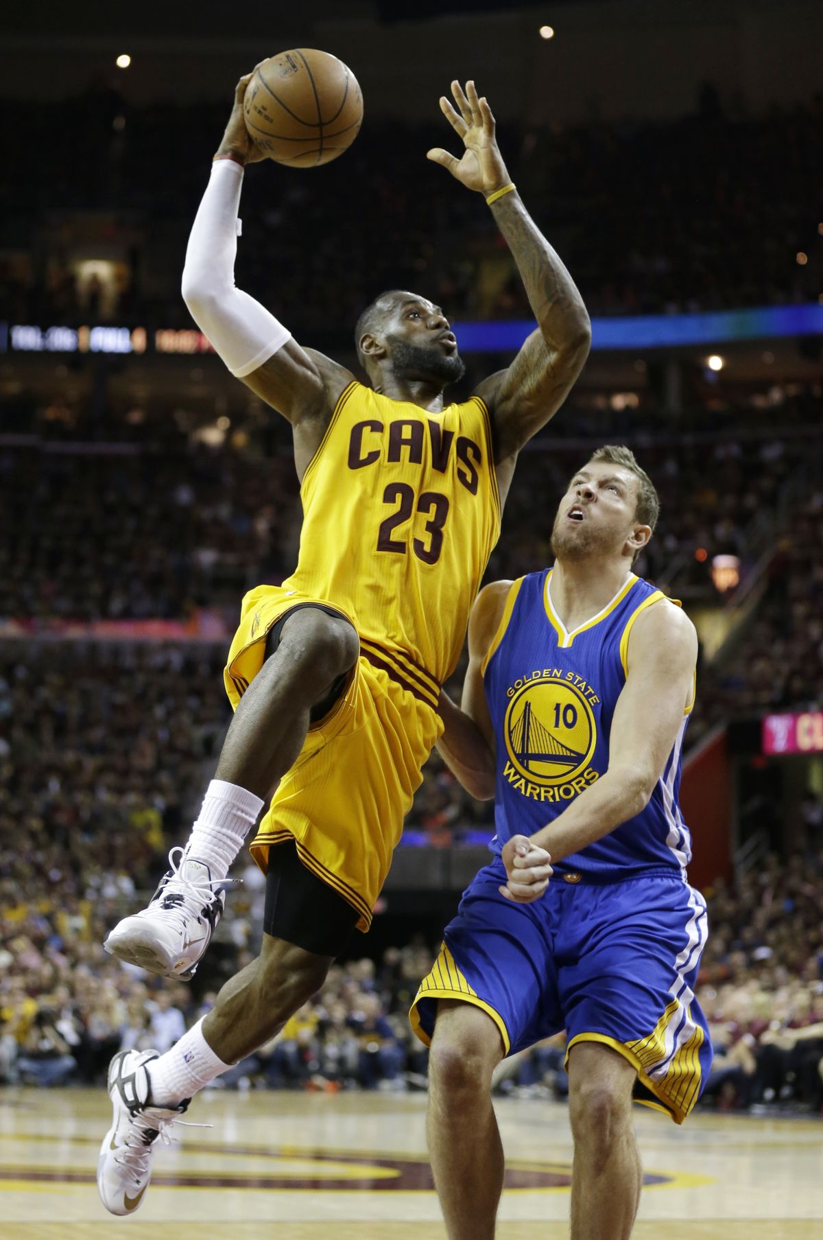Cavs’ LeBron James scored 40 points. (Associated Press)