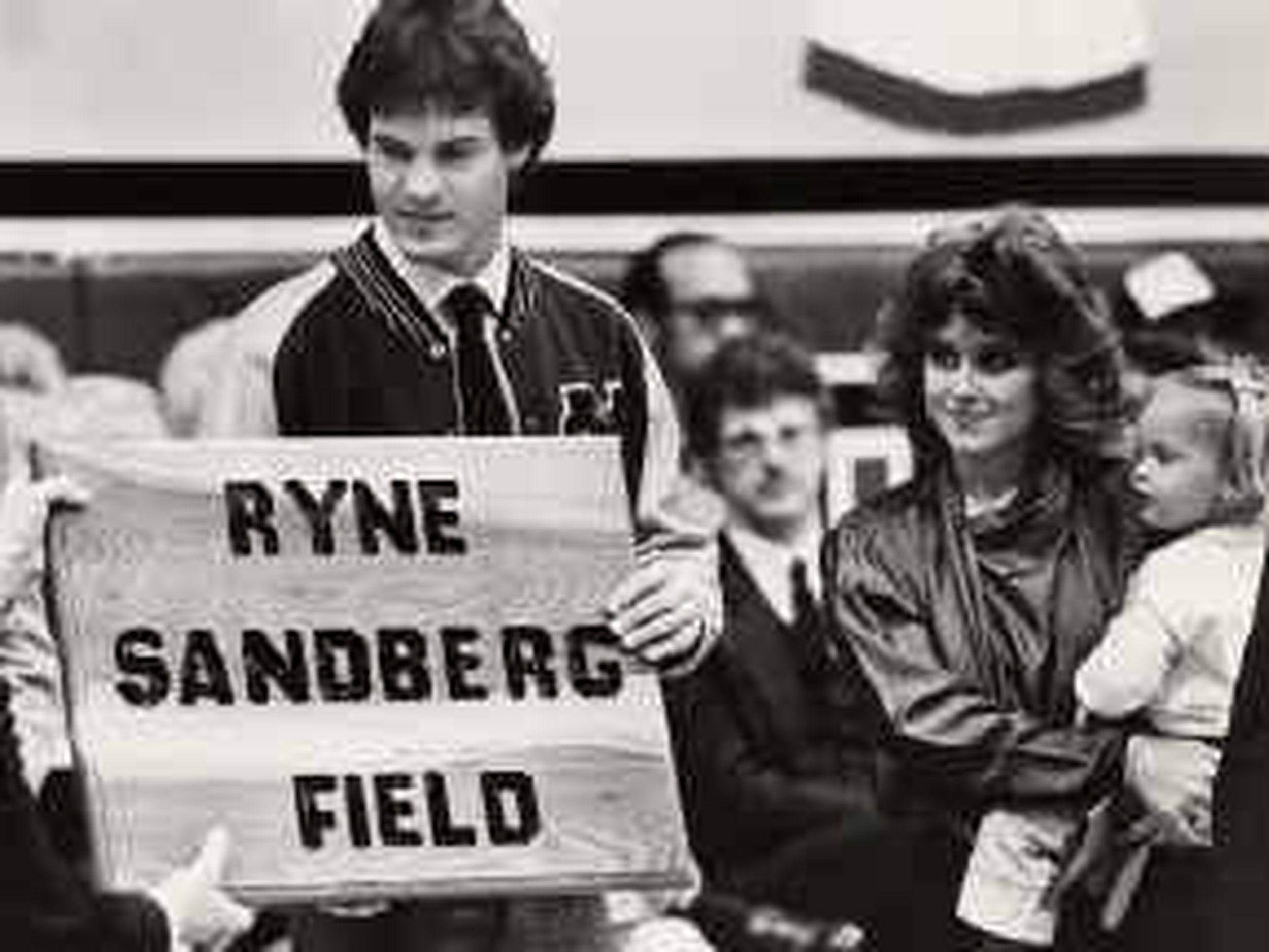 Ryan Sandberg  Ryne sandberg, Sports theme, Sports