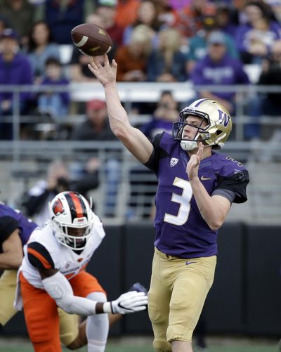 Washington quarterback Jake Browning in action against Oregon State in an NCAA college football game Saturday, Oct. 22, 2016, in Seattle. (Elaine Thompson / Associated Press)