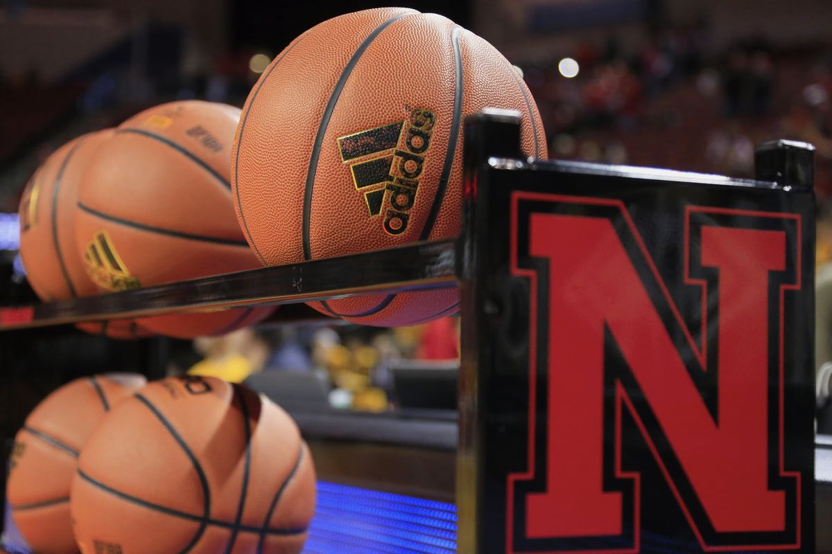 Minnesota’s Andre Hollins said part of the reason for the Gophers’ poor free-throw shooting in a three-point loss to Nebraska was the Adidas ball. (Associated Press)