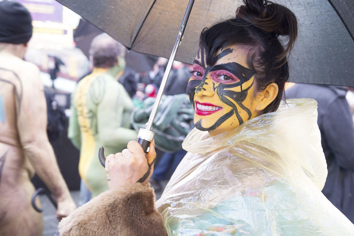 Dozens of nude models brave cold, rain for Polar Bear Paint | The  Spokesman-Review