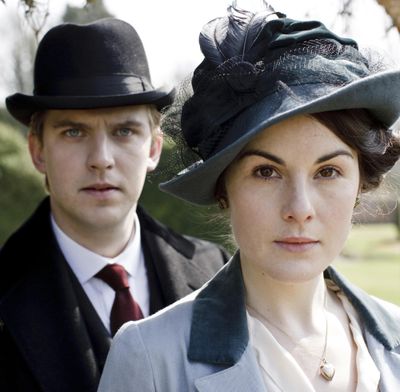 Dan Stevens and Michelle Dockery star in “Downton Abbey” on PBS.